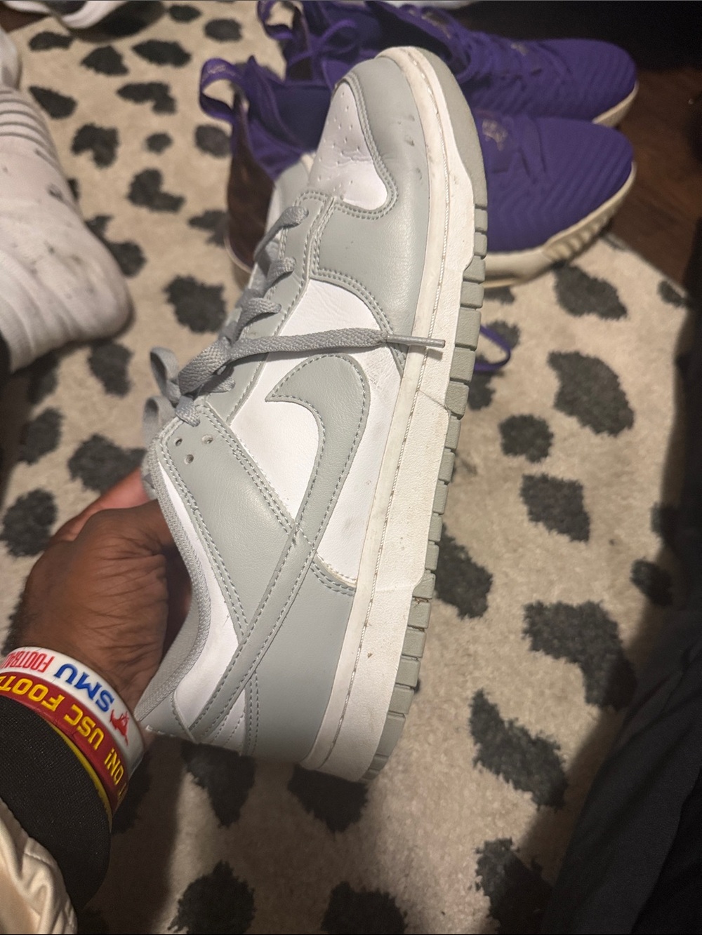 Nike Gray and White Low dunks -Top Sneakers